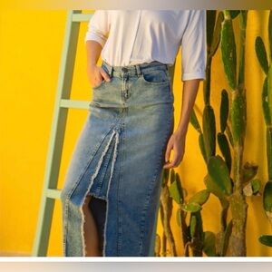 High-Rise Light Blue Denim Maxi Skirt with Front Slit